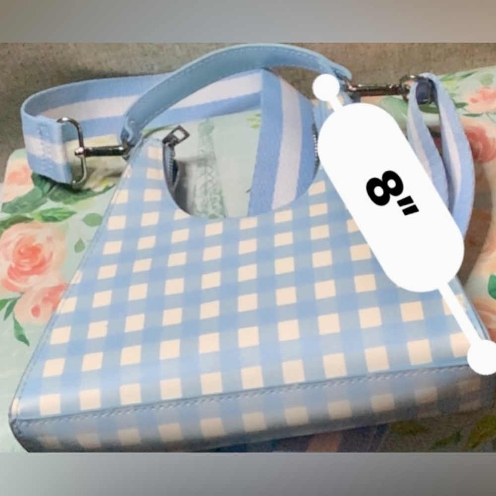 🦋NEW 🦋Mini suitcase style bag, blue and white🦋
#BLUE - Picture 16 of 16
